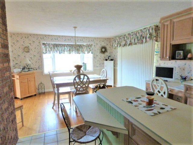 22 Briarfield Road, East Dennis, MA 02641