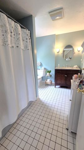 22 Briarfield Road, East Dennis, MA 02641