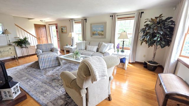 22 Briarfield Road, East Dennis, MA 02641