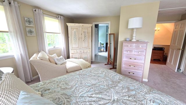 22 Briarfield Road, East Dennis, MA 02641