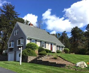 22 Briarfield Road, East Dennis, MA 02641