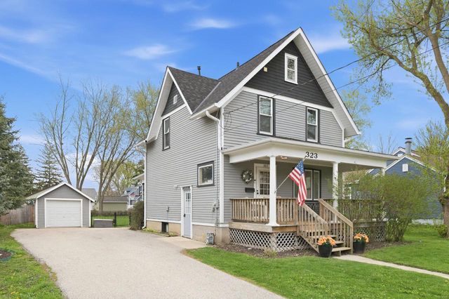 323 S Worthington STREET, Oconomowoc, WI 53066