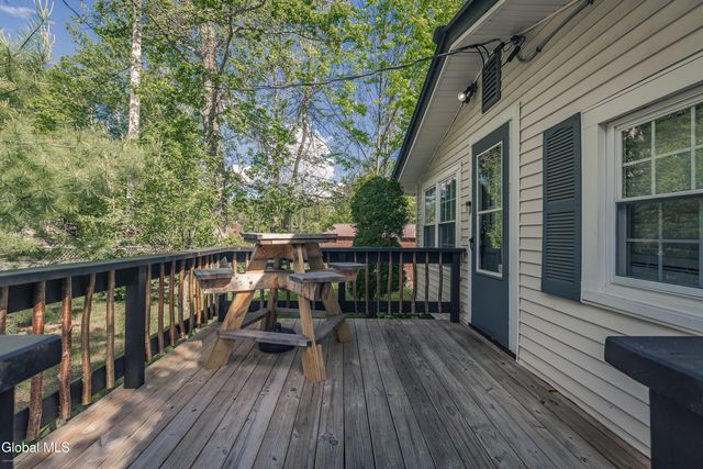 131 Wendell Avenue, Broadalbin, NY 12025