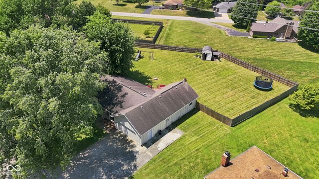 10 Tarry Court, Greenwood, IN 46142
