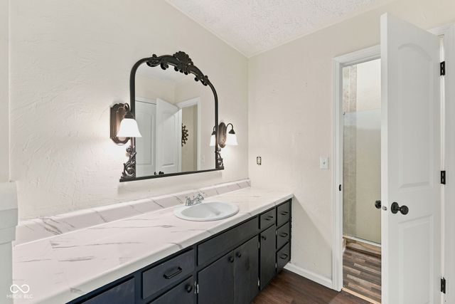 10 Tarry Court, Greenwood, IN 46142