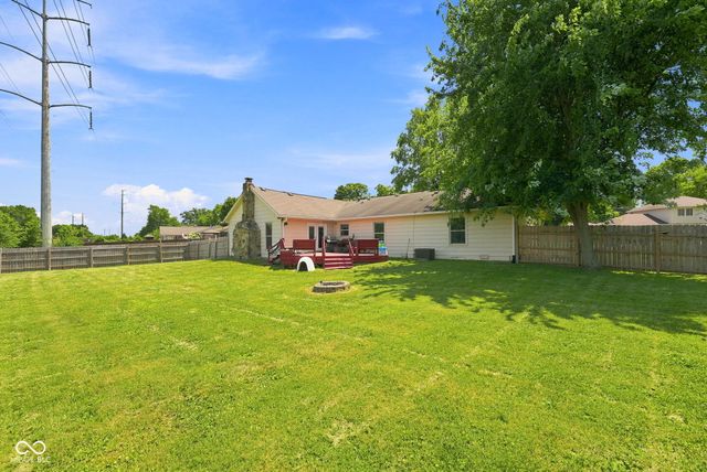 10 Tarry Court, Greenwood, IN 46142
