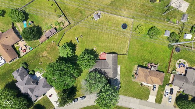10 Tarry Court, Greenwood, IN 46142