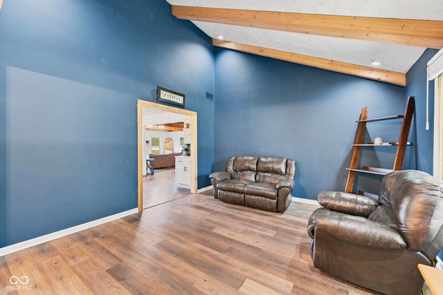 10 Tarry Court, Greenwood, IN 46142