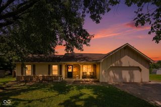 10 Tarry Court, Greenwood, IN 46142