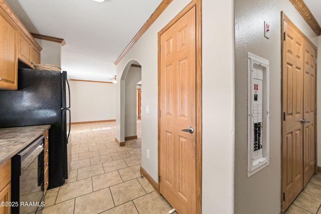 561 Airline Road, Opelousas, LA 70570