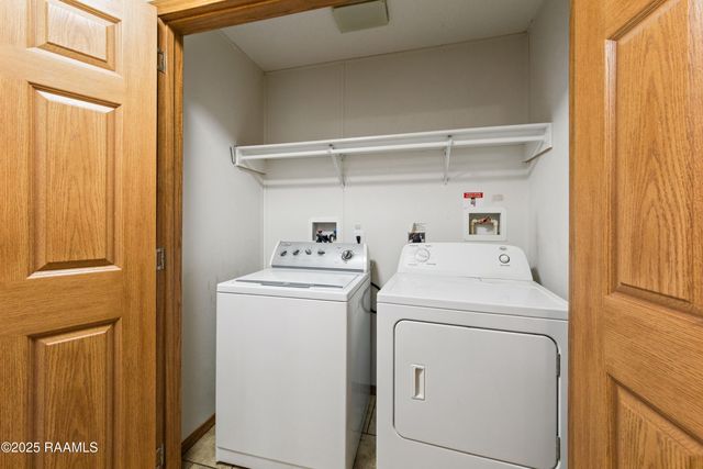 561 Airline Road, Opelousas, LA 70570