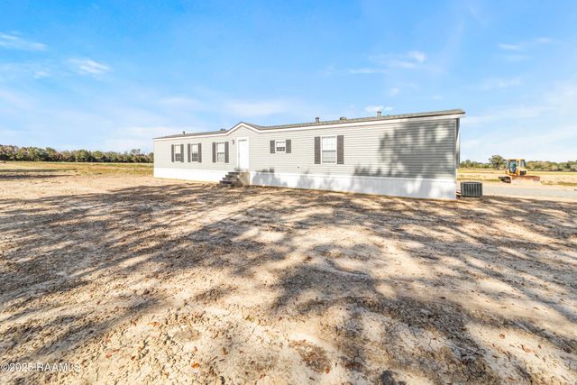 561 Airline Road, Opelousas, LA 70570