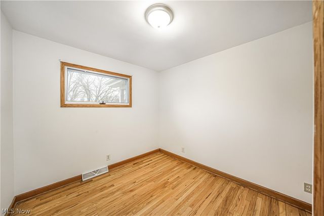 5216 Kuszmaul Avenue NW, Warren, OH 44483