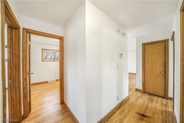 5216 Kuszmaul Avenue NW, Warren, OH 44483