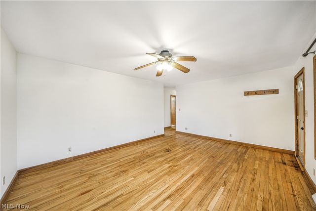 5216 Kuszmaul Avenue NW, Warren, OH 44483