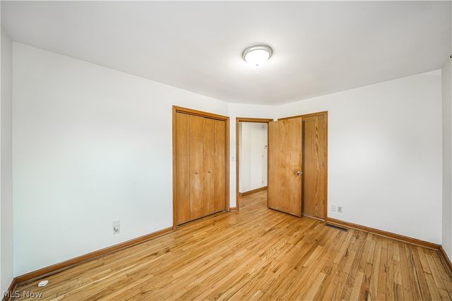 5216 Kuszmaul Avenue NW, Warren, OH 44483