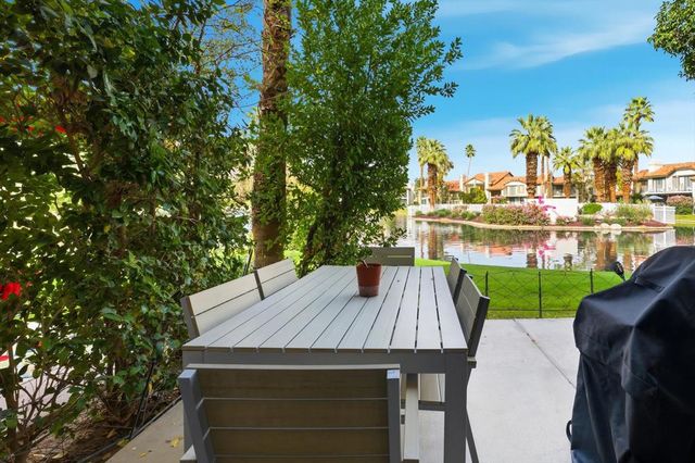 79798 Olympia, La Quinta, CA 92253