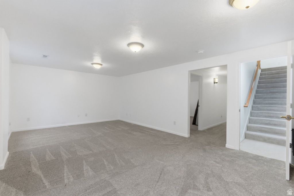 Image 28 of property listing at 8374 S 6465 W, West Jordan, UT 84081