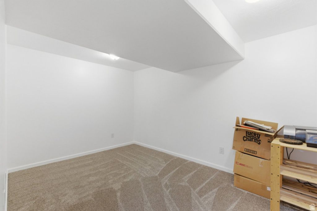 Image 33 of property listing at 8374 S 6465 W, West Jordan, UT 84081