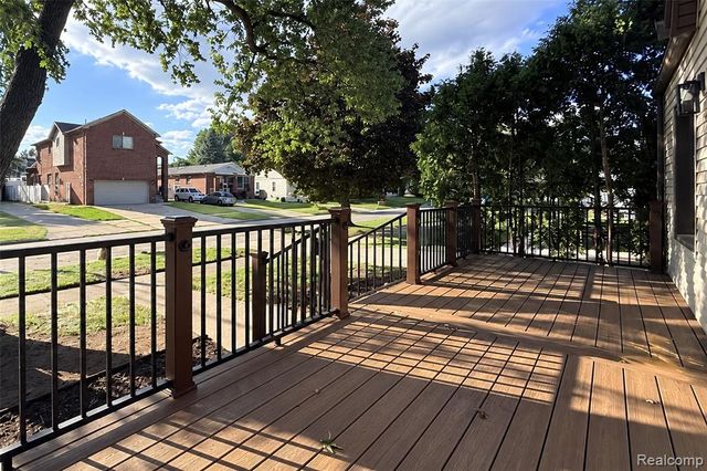 5712 Drexel Street, Dearborn Heights, MI 48127