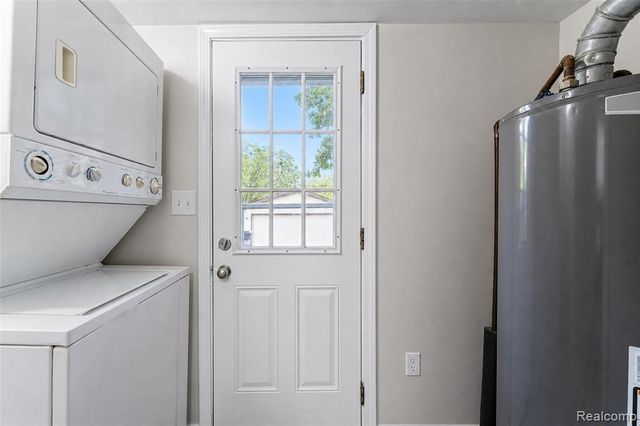 5712 Drexel Street, Dearborn Heights, MI 48127