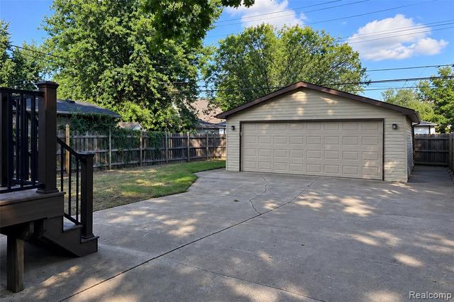 5712 Drexel Street, Dearborn Heights, MI 48127