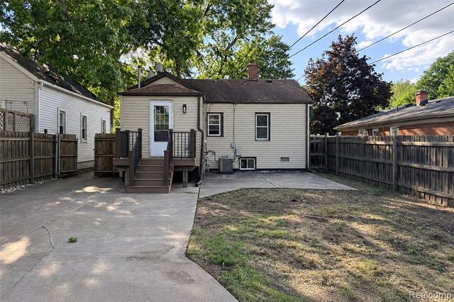5712 Drexel Street, Dearborn Heights, MI 48127