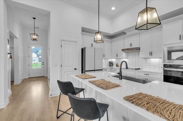 2000 Southern Oak Chase Dr, Smyrna, TN 37167