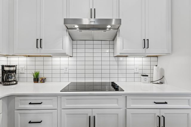 2000 Southern Oak Chase Dr, Smyrna, TN 37167