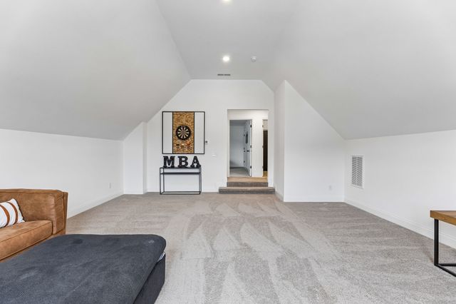 2000 Southern Oak Chase Dr, Smyrna, TN 37167