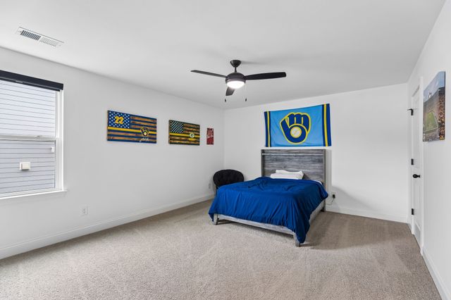 2000 Southern Oak Chase Dr, Smyrna, TN 37167