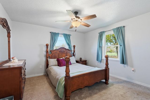 279 River Drive Est, Pangburn, AR 72121