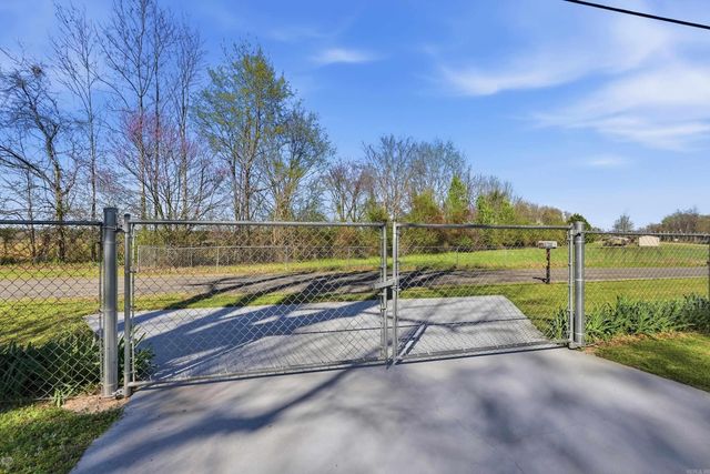 279 River Drive Est, Pangburn, AR 72121