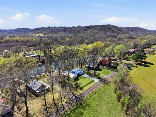 279 River Drive Est, Pangburn, AR 72121