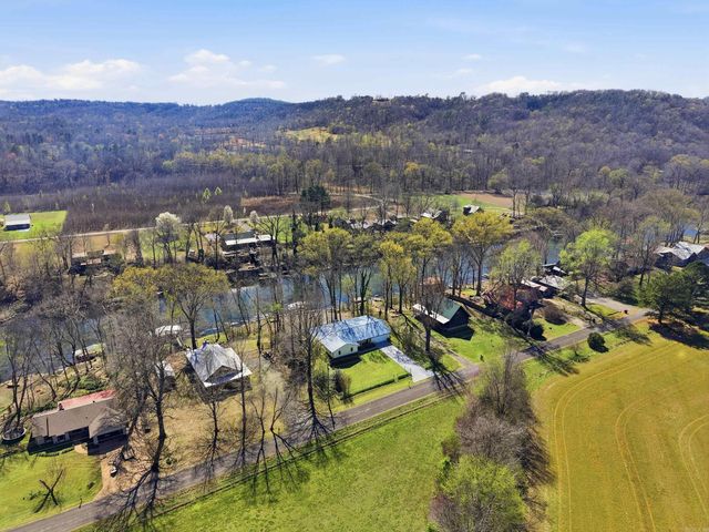 279 River Drive Est, Pangburn, AR 72121