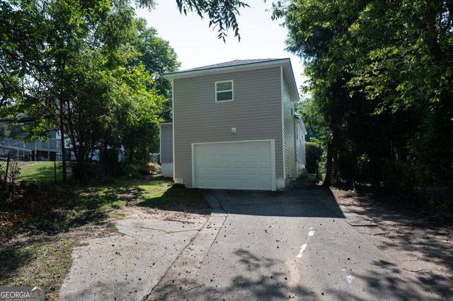 1370 W Hancock Avenue, Athens, GA 30606