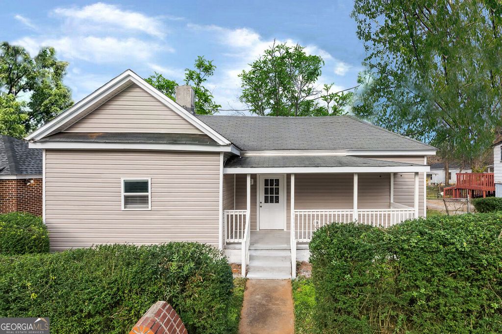1370 W Hancock Avenue, Athens, GA 30606