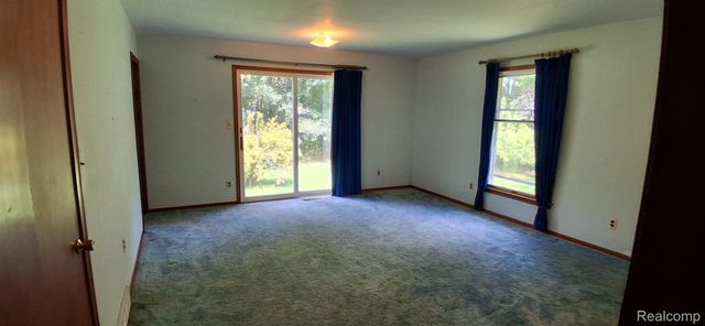 2761 Hiding Place, Milford Charter Township, MI 48381