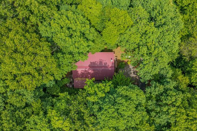 1480 Hidden Lake Drive, Ellijay, GA 30540