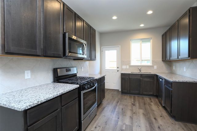 2528 Westslope Dr, Conroe, TX 77384