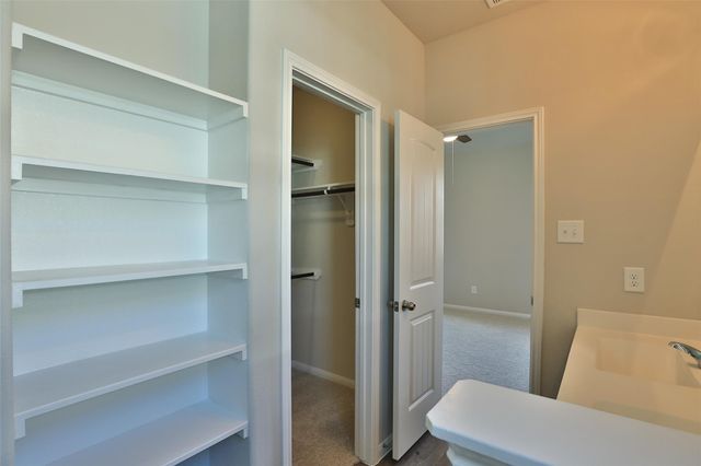 2528 Westslope Dr, Conroe, TX 77384