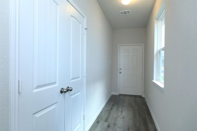 2528 Westslope Dr, Conroe, TX 77384