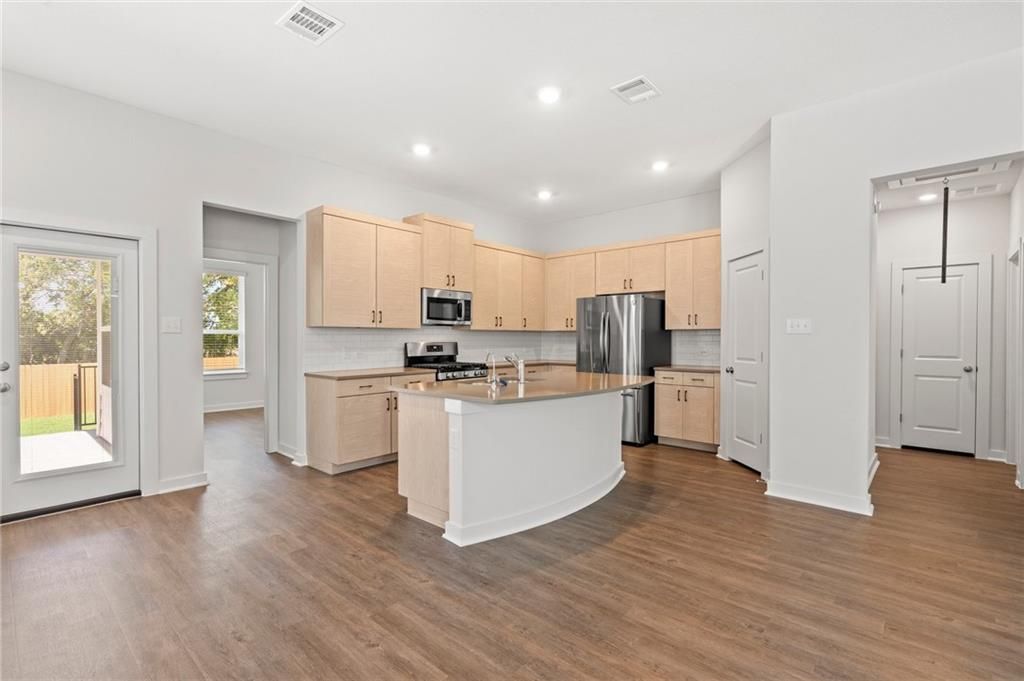 1012 Paddock LN, Georgetown, TX 78626