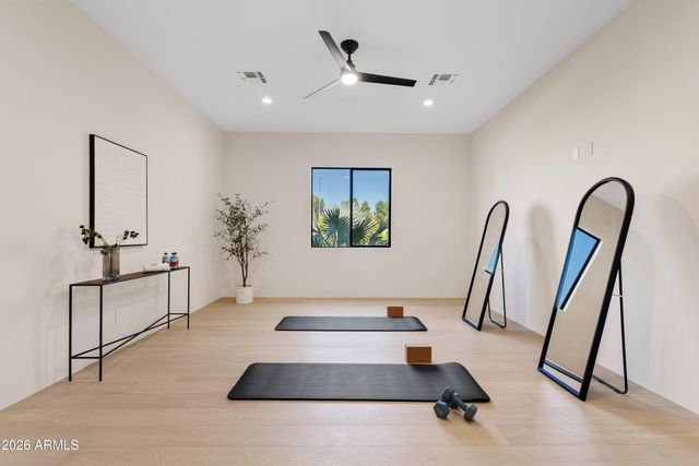 11420 N SCOTTSDALE Road, Scottsdale, AZ 85254