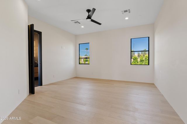 11420 N SCOTTSDALE Road, Scottsdale, AZ 85254
