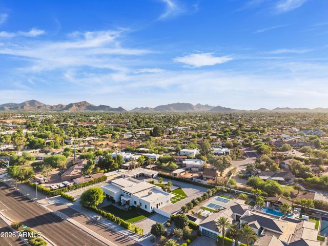 11420 N SCOTTSDALE Road, Scottsdale, AZ 85254