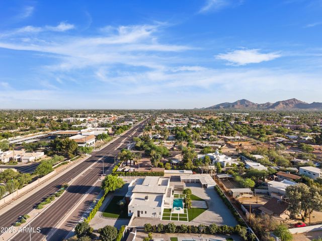 11420 N SCOTTSDALE Road, Scottsdale, AZ 85254