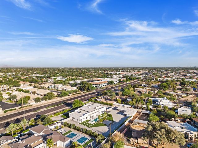 11420 N SCOTTSDALE Road, Scottsdale, AZ 85254