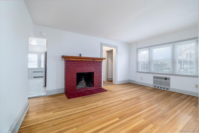 21 Twinlawns Avenue, Hicksville, NY 11801