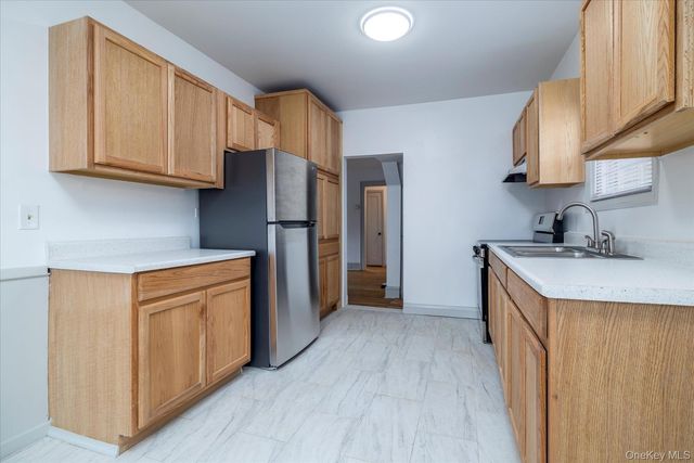 21 Twinlawns Avenue, Hicksville, NY 11801